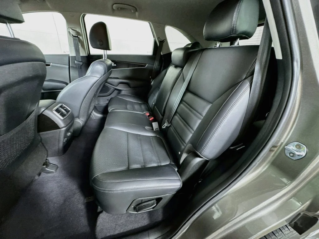 Used 2019 Silver Kia EX image 29
