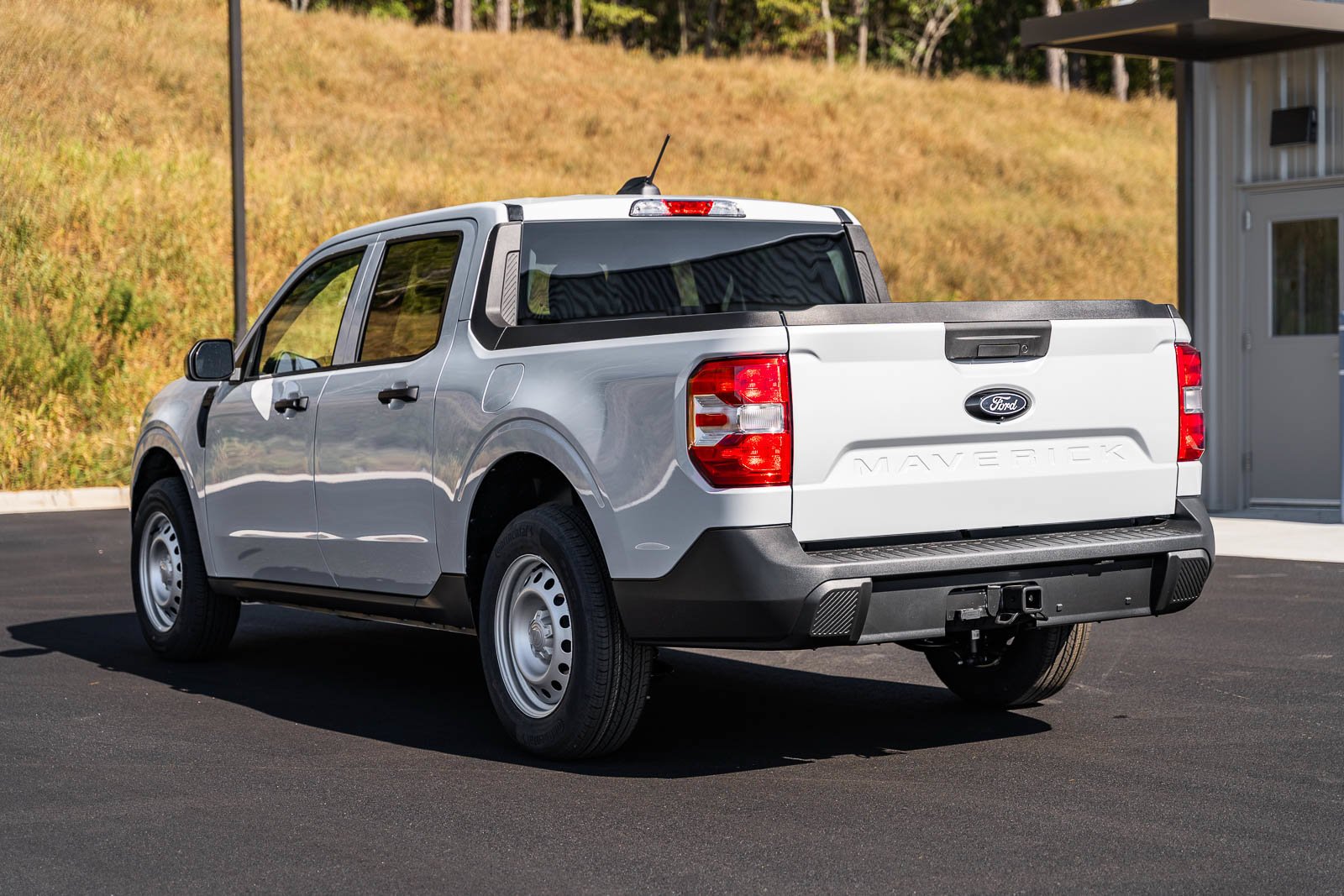 New 2026 Space White Metallic Ford XL image 3