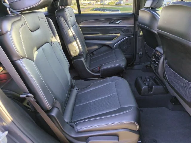 Used 2024 Gray Jeep Overland image 34