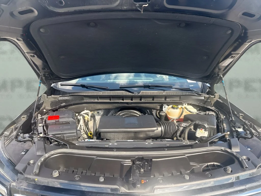 Used 2025 Black Chevrolet LT image 31