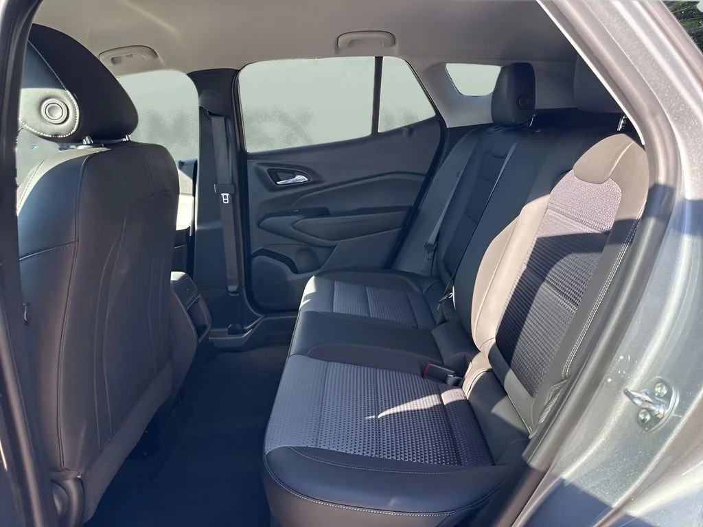 Used 2025 Sterling Gray Metallic Chevrolet LT image 10
