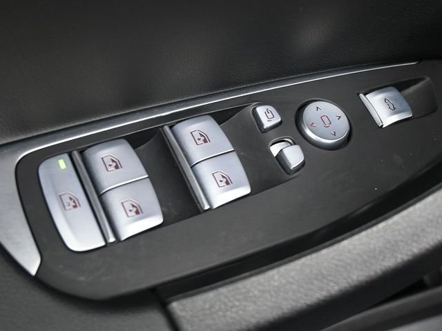Used 2023 Gray BMW M40i image 13