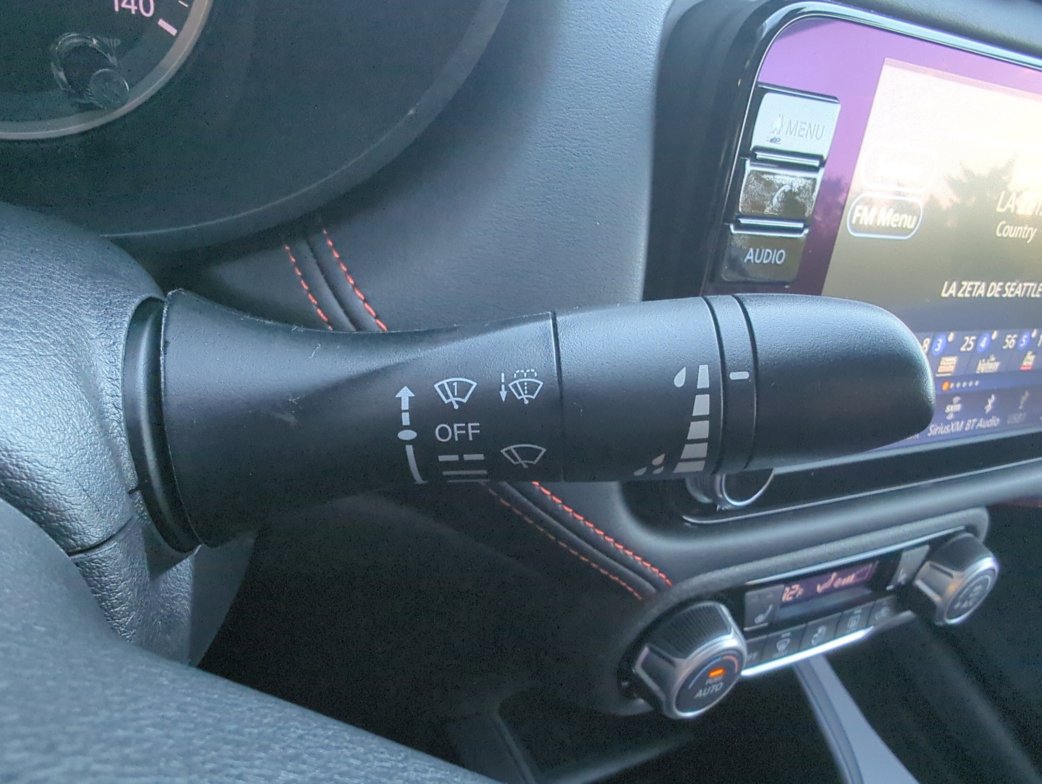 2025 Nissan Versa Sedan SR - Photo 22