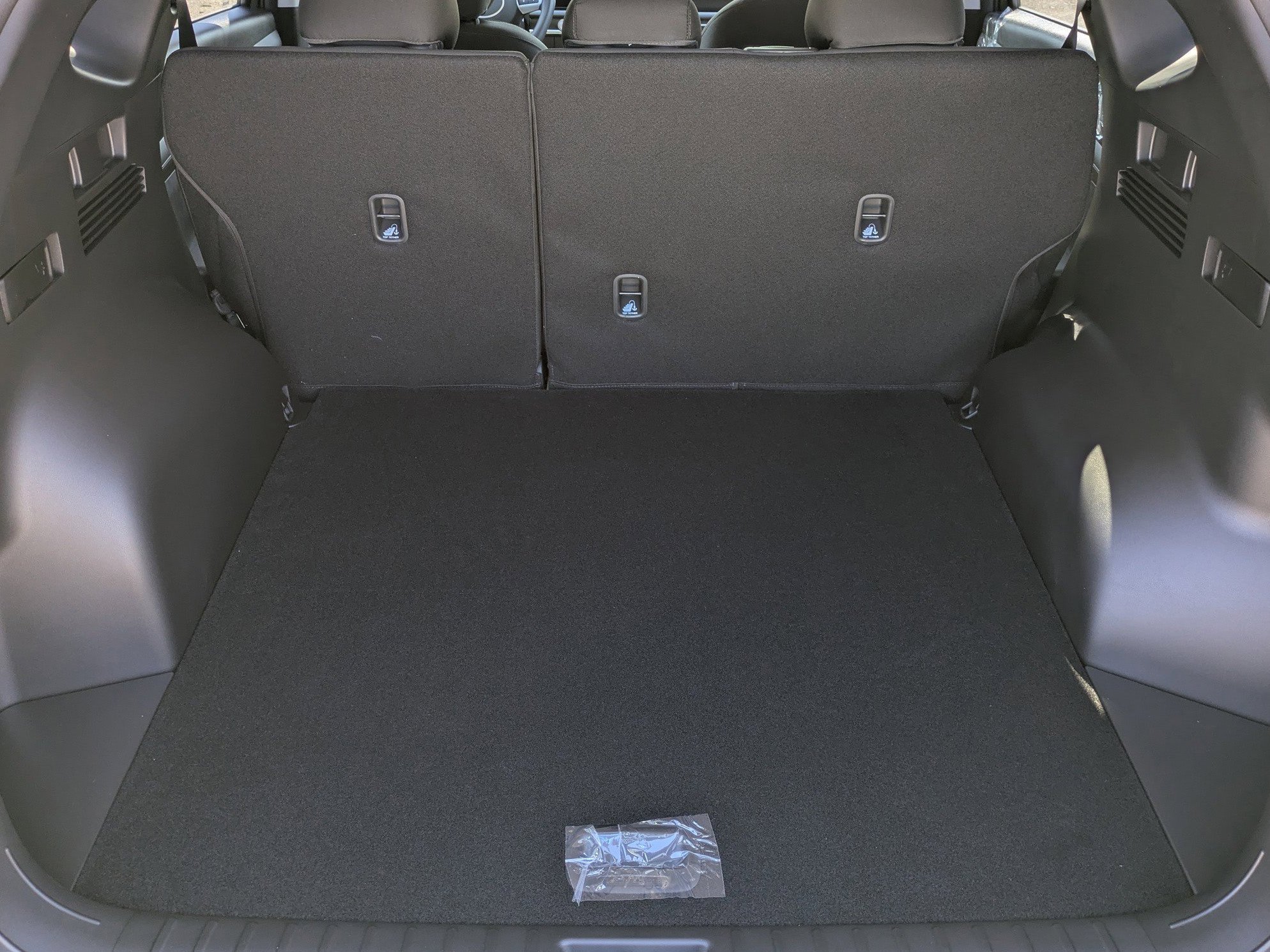 New 2026 Rockwood Green Hyundai SEL FWD image 15