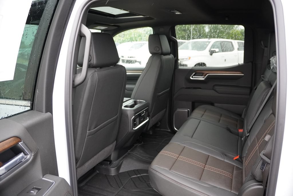 2026 Chevrolet Silverado 1500 High Country - Photo 12