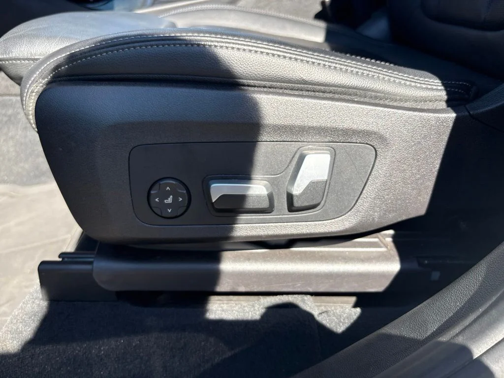 Used 2020 White BMW M40i image 16