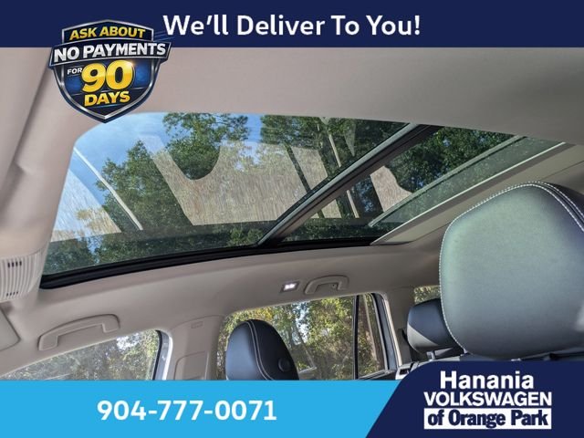 New 2026 Silver Volkswagen 2.0T SE w/Technology image 21