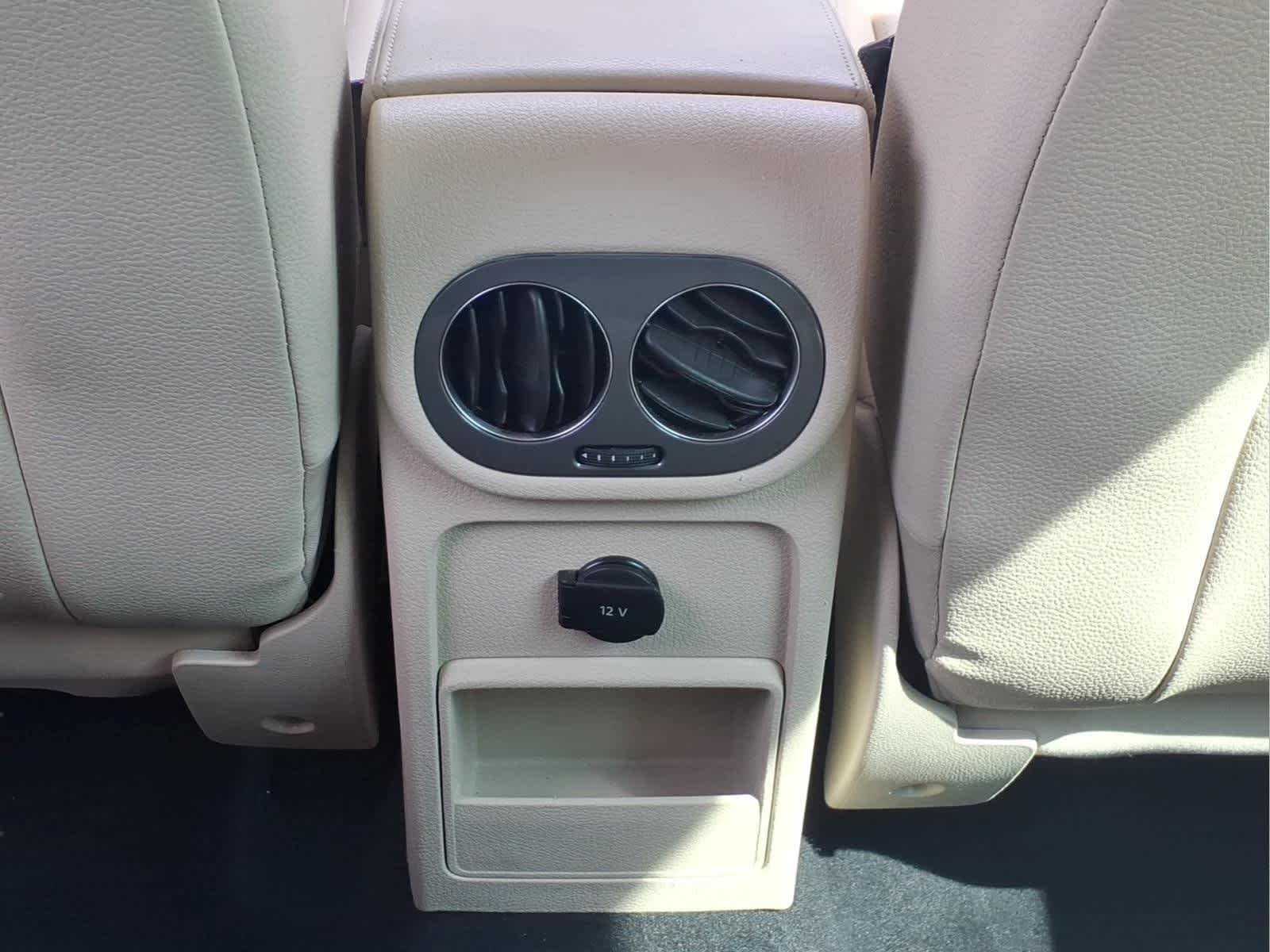 Used 2013 Deep Black Metallic Volkswagen SE w/Sunroof & Nav image 30