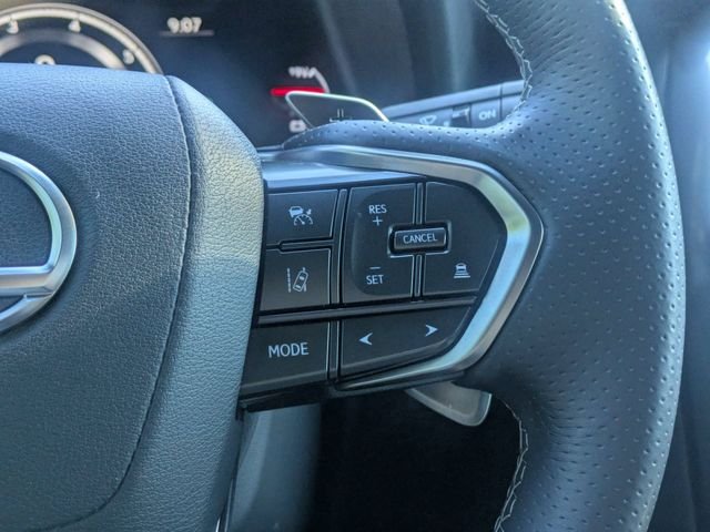 Used 2024  Lexus 600 F SPORT image 28