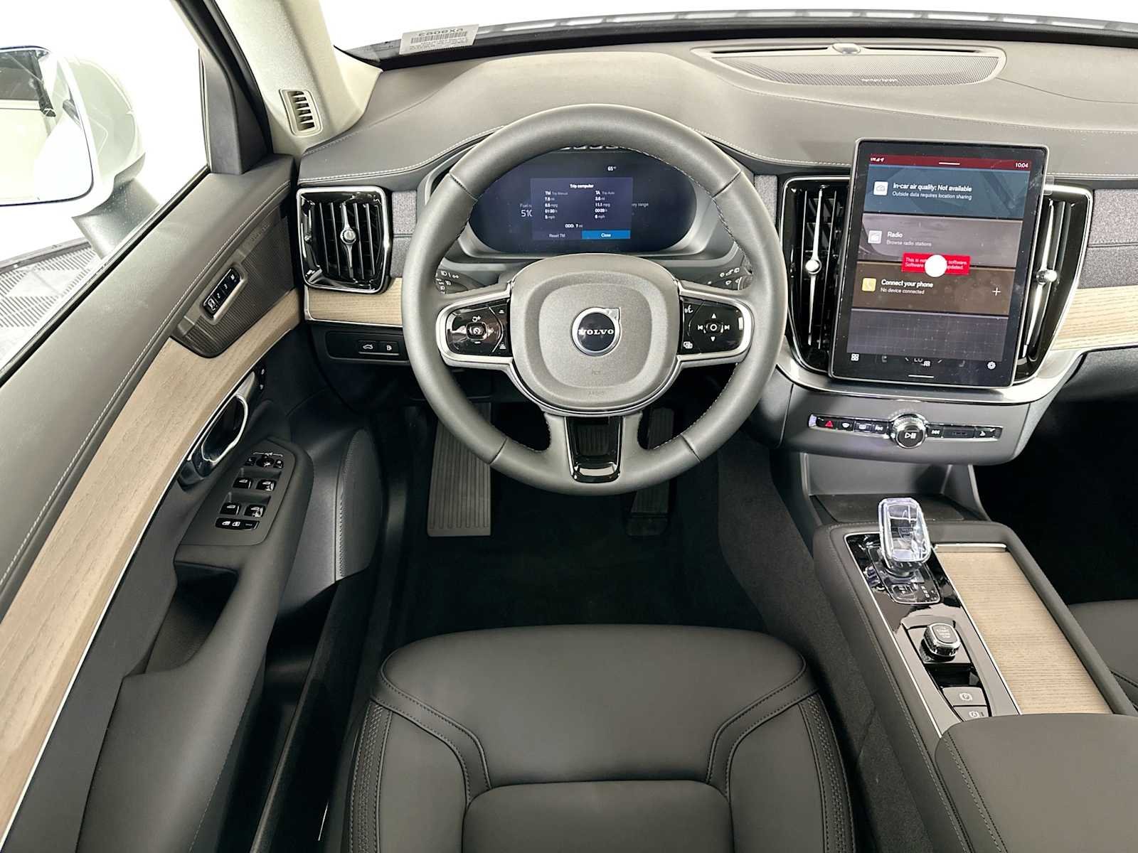 2025 Volvo XC90 Plus - Photo 20