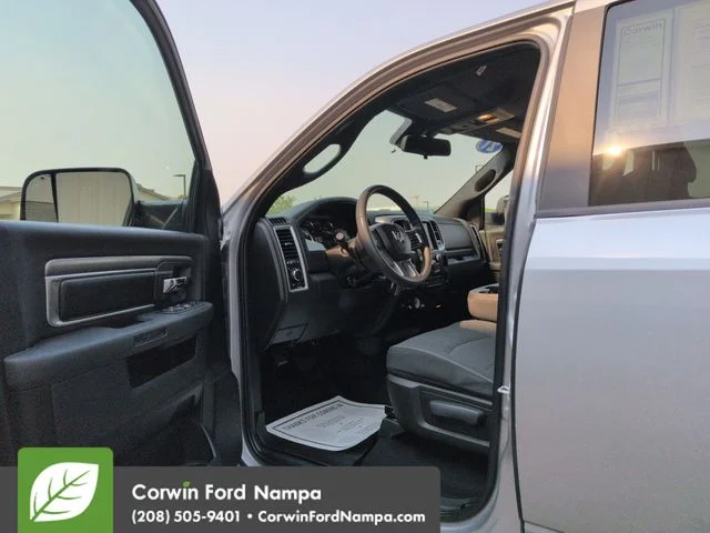 Used 2021 Silver Ram Warlock image 9