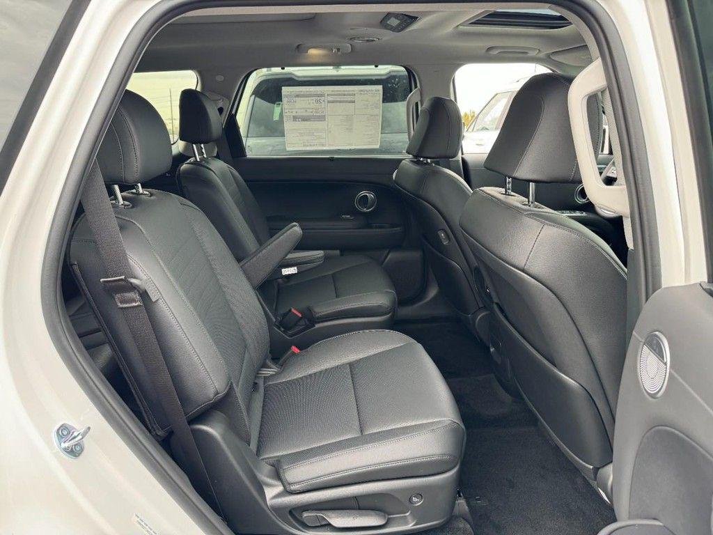2026 Hyundai Palisade Limited - Photo 6