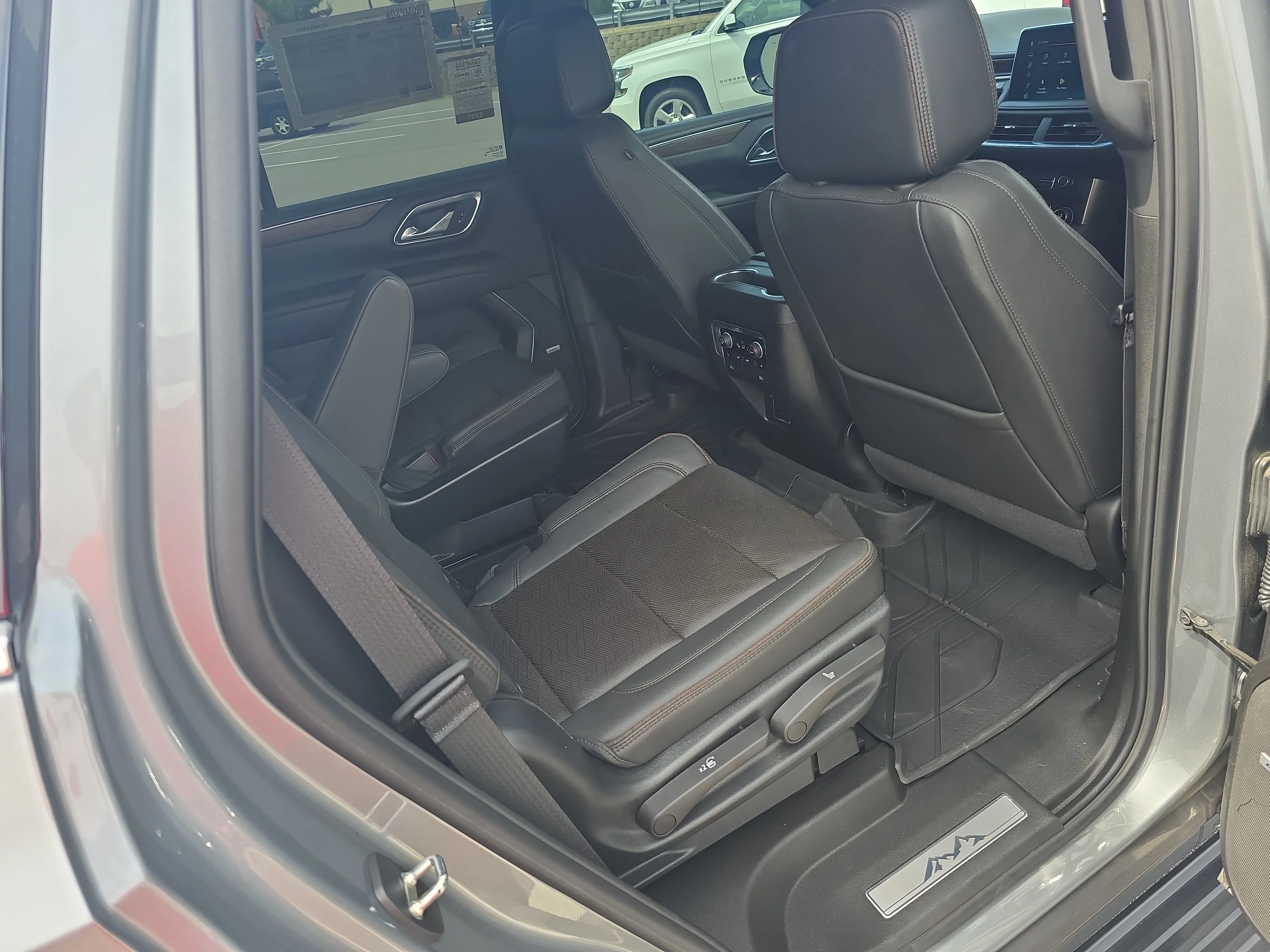Used 2023 Sterling Gray Metallic Chevrolet High Country image 11