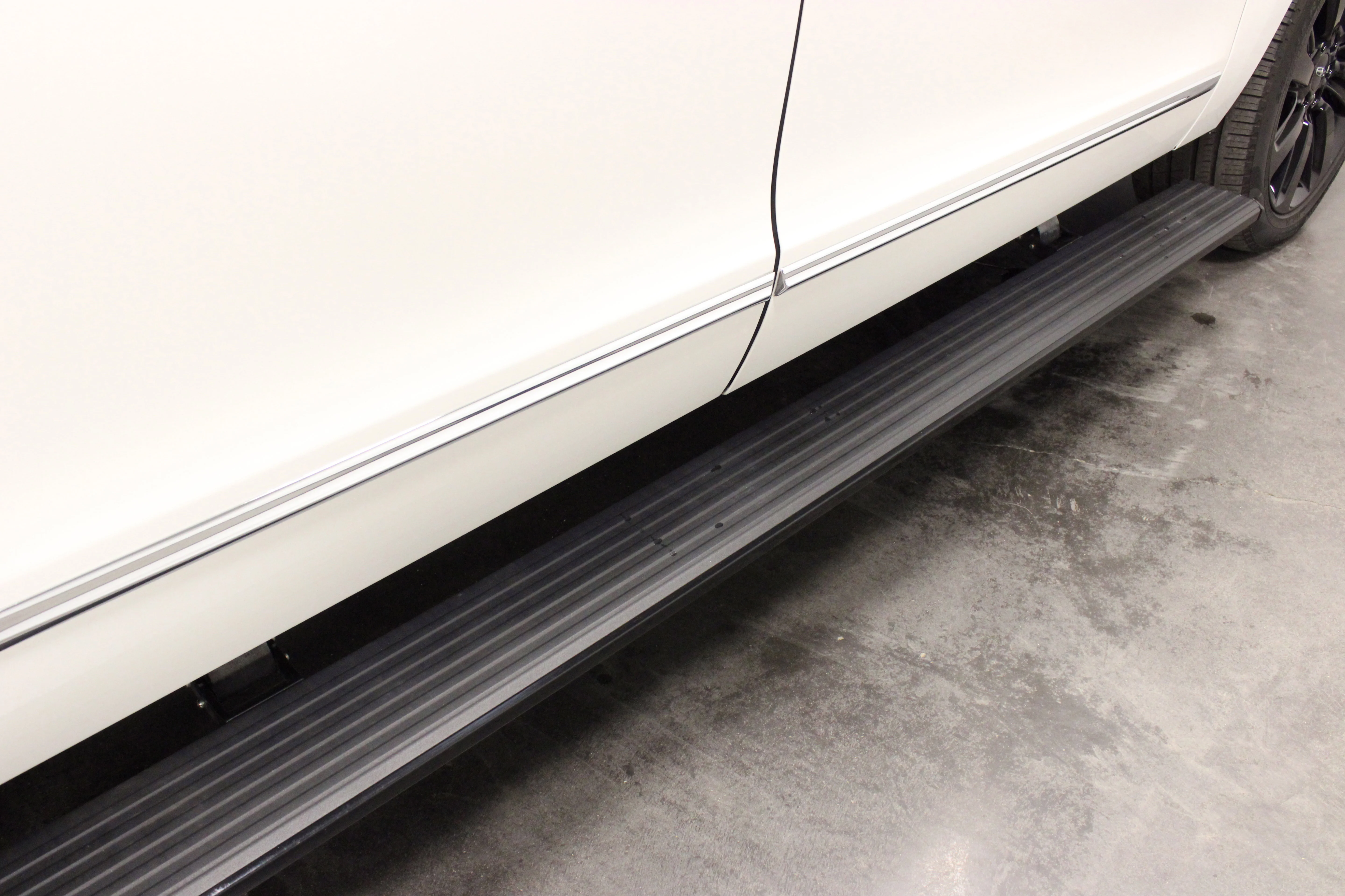 Used 2024 White Metallic Lincoln Black Label image 11
