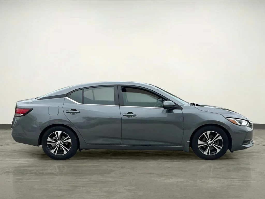 Used 2022 Gray Nissan SV image 8