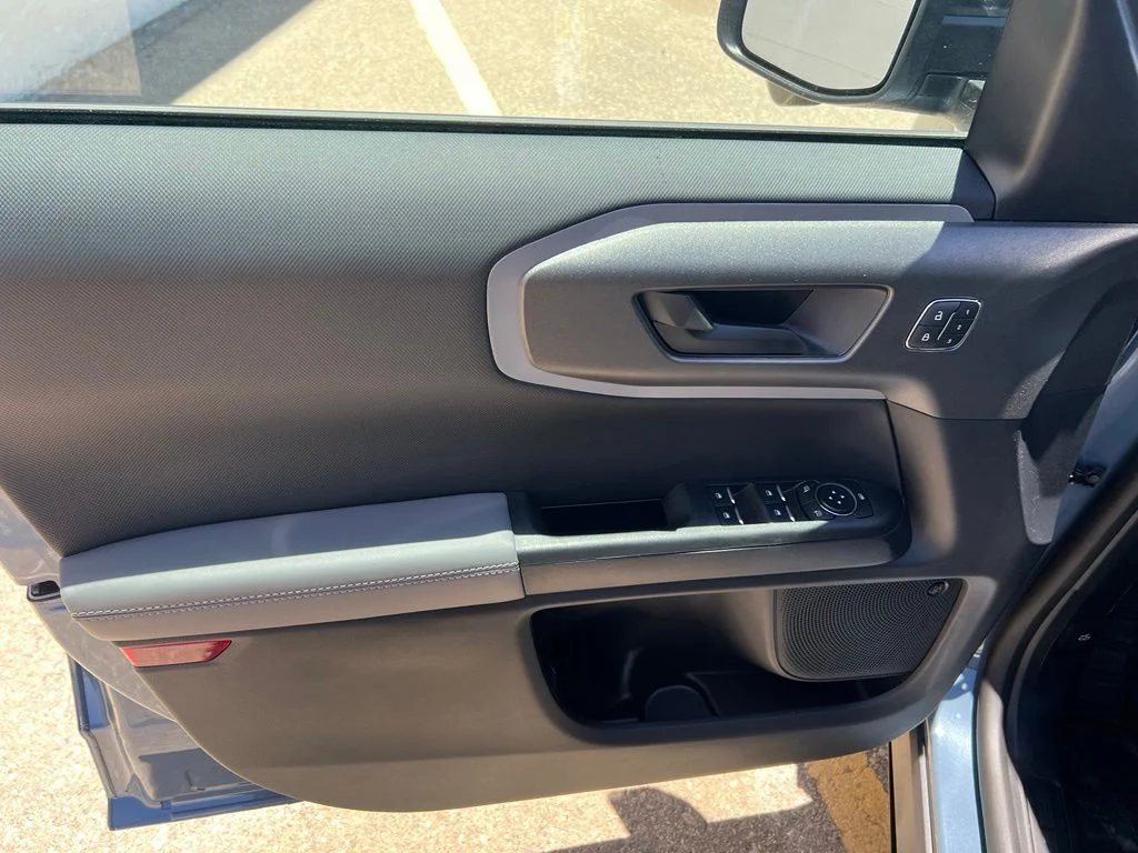 New 2026 Azure Gray Metallic Tri-Coat Ford Badlands® image 9