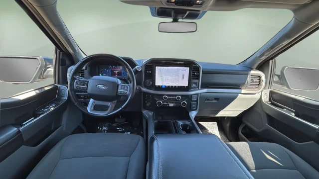 Used 2024 Gray Ford XLT image 17