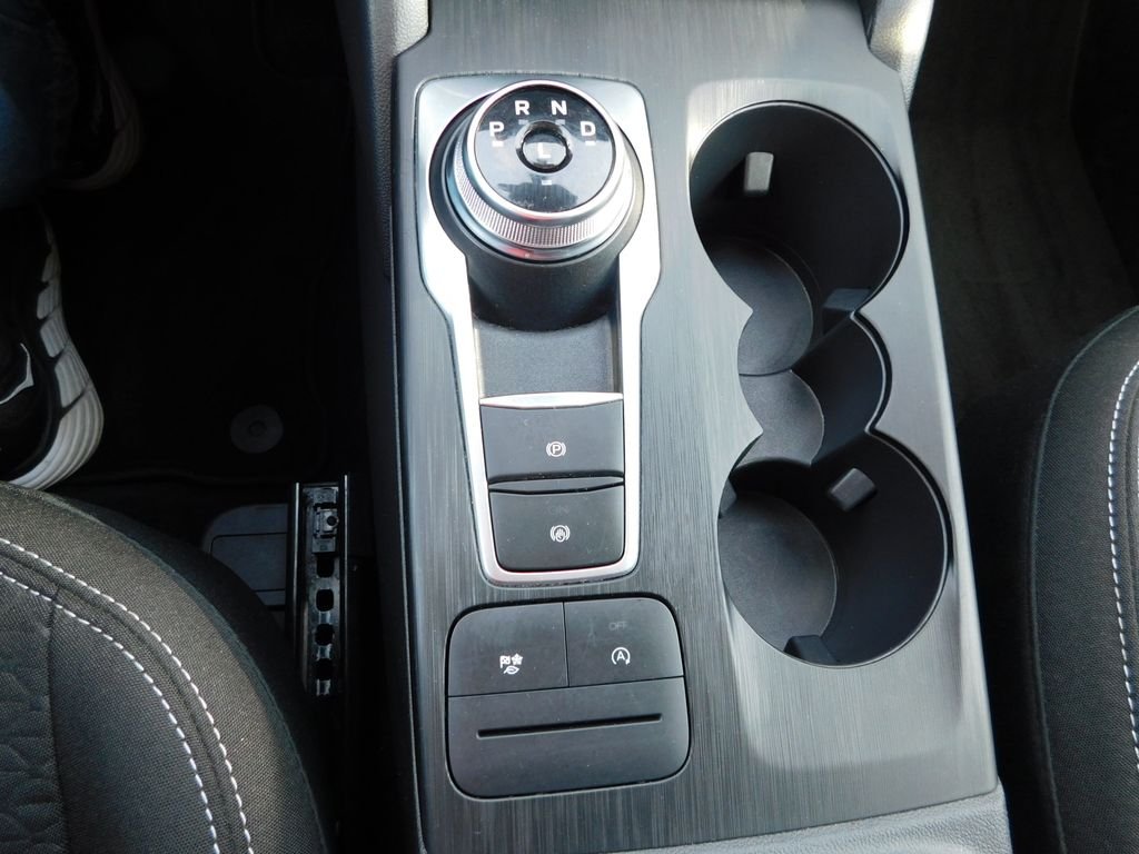 Used 2025 Oxford White Ford Active image 32
