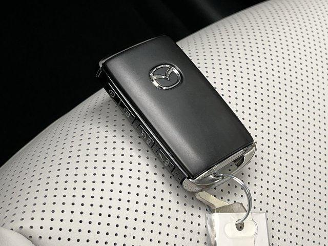 2026 Mazda CX-90 Premium Plus Package - Photo 29