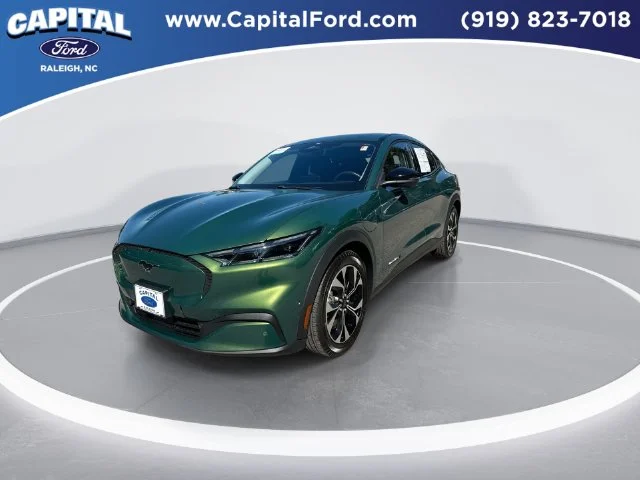 Used 2024 Green Ford Select image 4