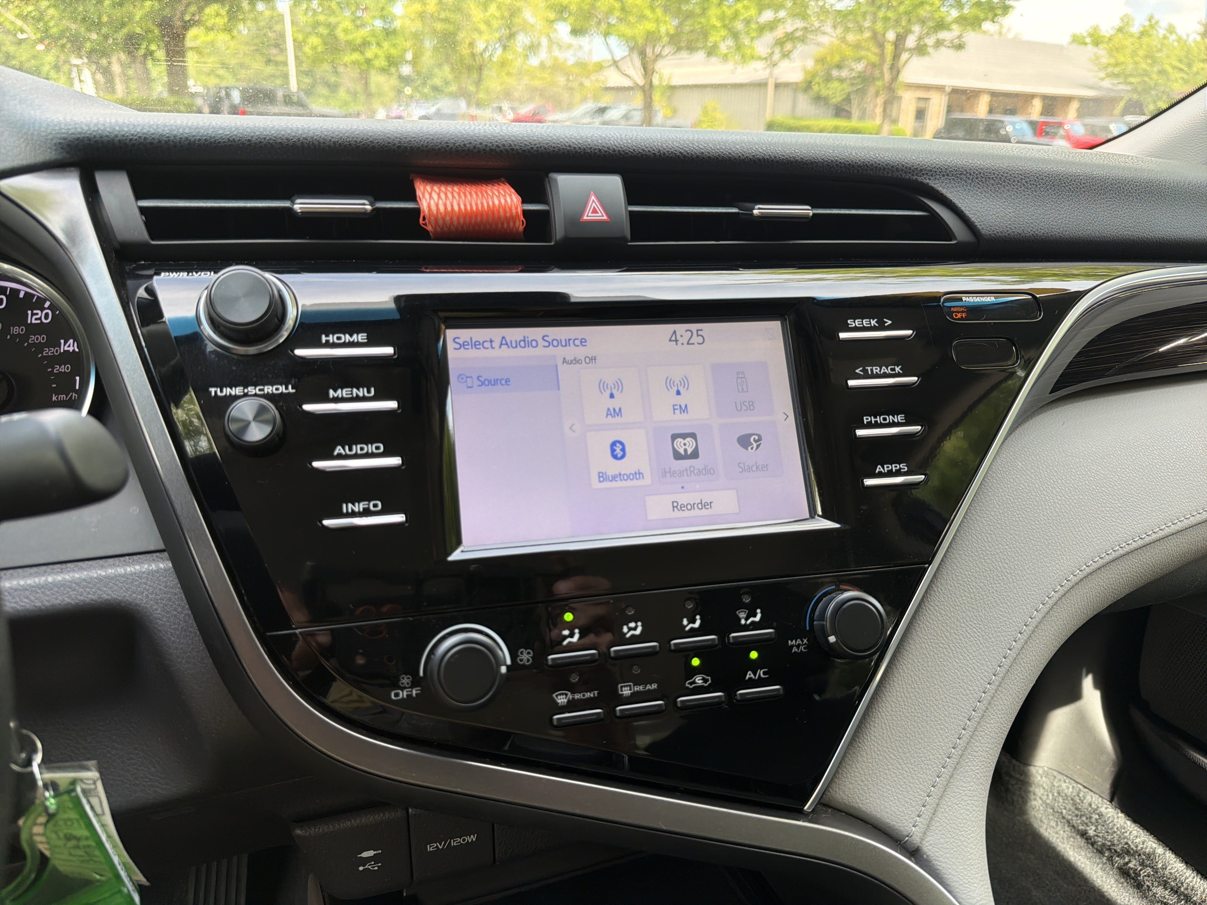Used 2018 Super White Toyota LE image 29