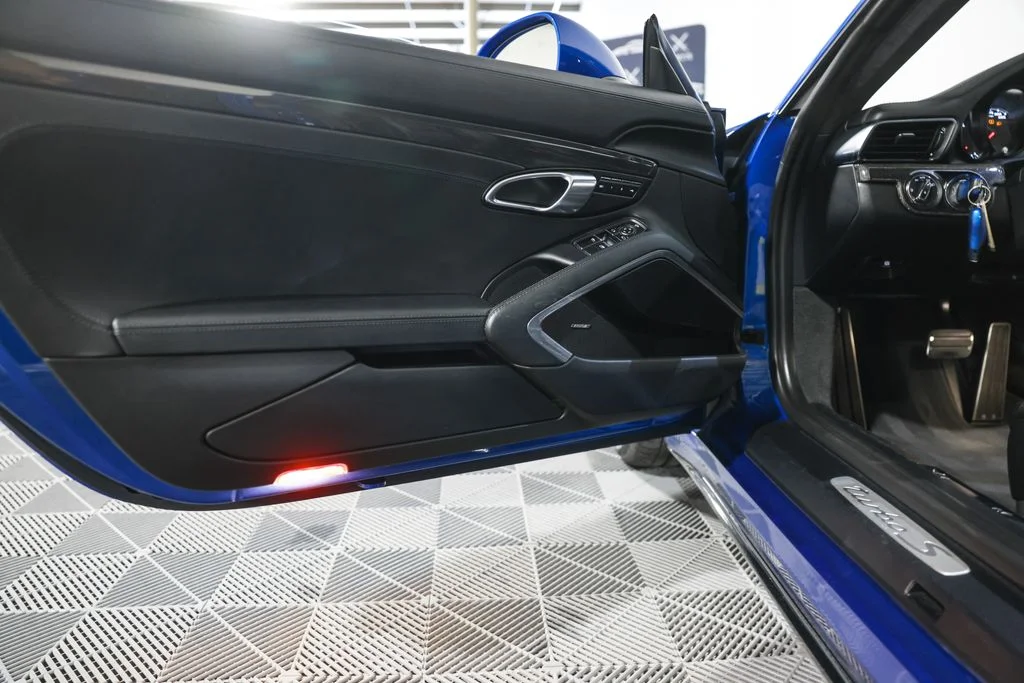 Used 2018 Blue Porsche Turbo S image 28