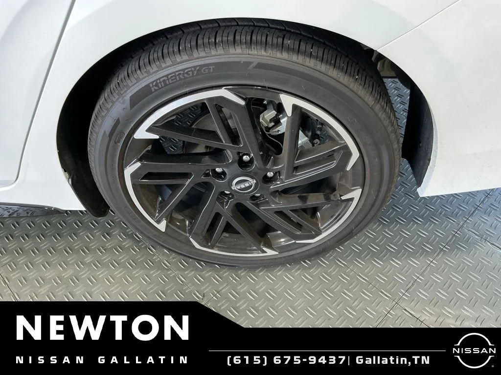 Used 2026 White Nissan SR image 27