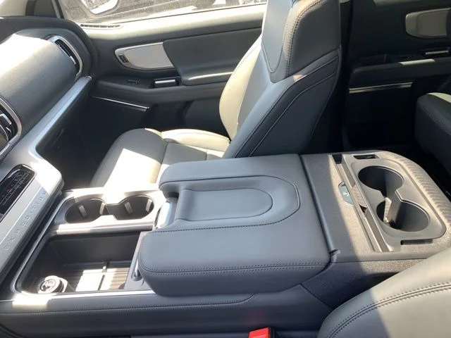 New 2026 Silver Ford MAX Active image 33