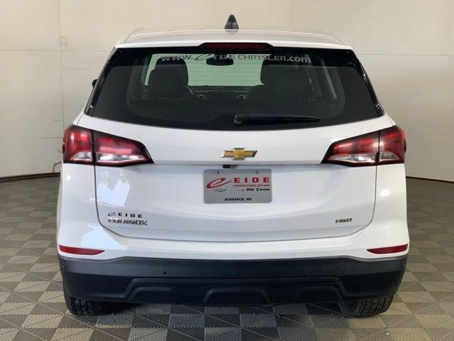 Used 2023 White Chevrolet LS image 12