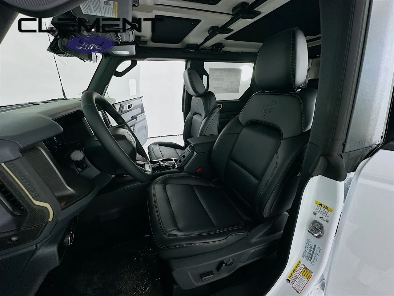 New 2026 Oxford White Ford Badlands® image 28