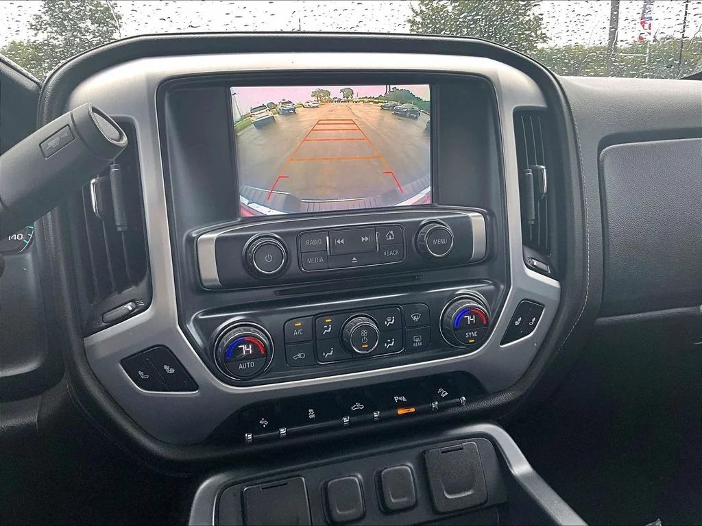 Used 2017 Red GMC SLT image 30