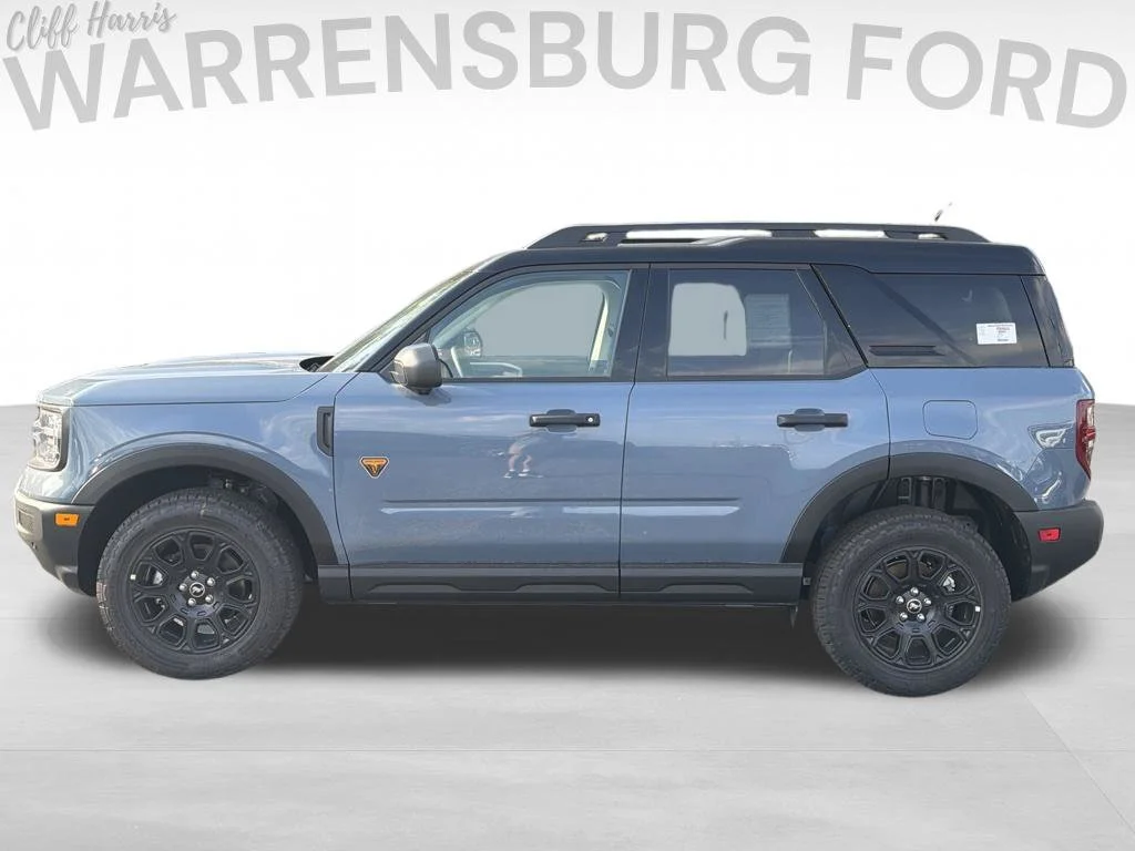 New 2026 Azure Gray Metallic Tri-Coat Ford Badlands® image 4