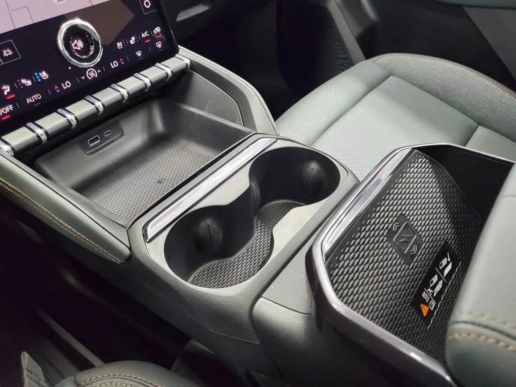 2026 GMC Terrain AT4 - Photo 25