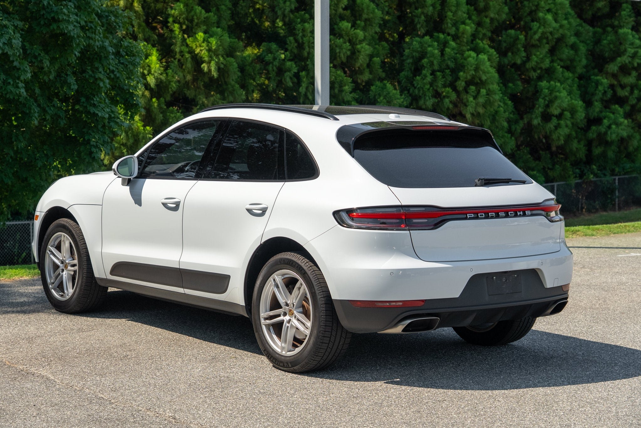 Used 2021 White Porsche  image 2