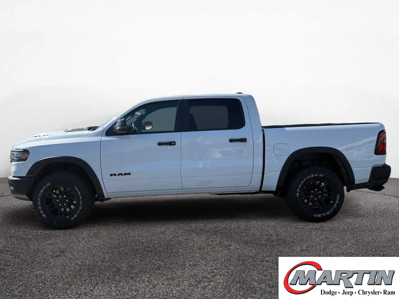 New 2026 Bright White Clear-Coat Exterior Paint RAM Rebel image 2