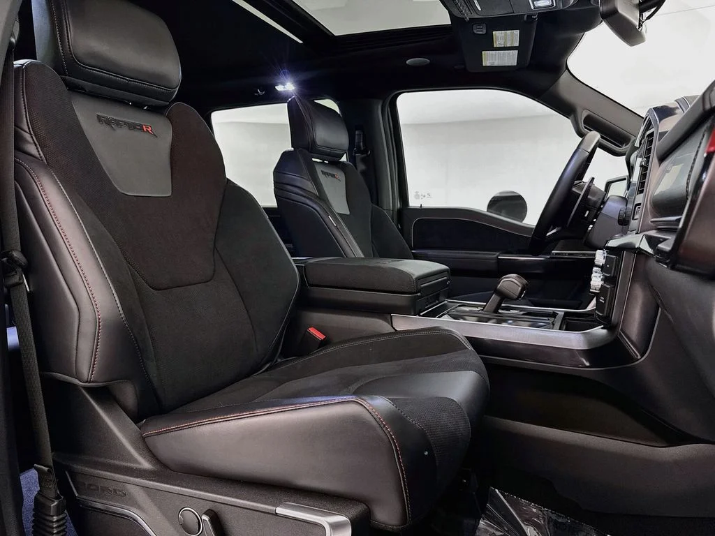 Used 2025 Gray Ford Raptor image 28
