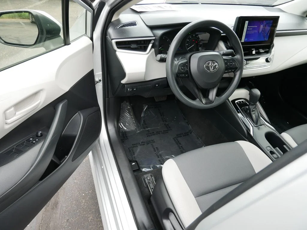 Certified Used 2025 Silver Toyota LE image 10