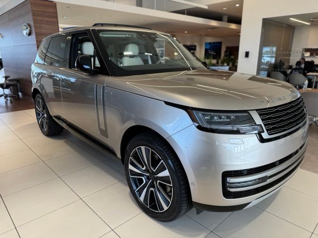 New 2026 Batumi Gold Land Rover SE image 4