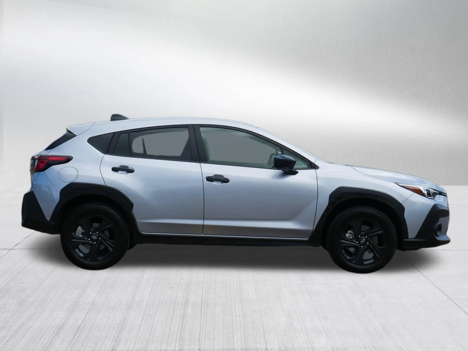 Used 2024 Ice Silver Metallic Subaru SUV CVT image 8