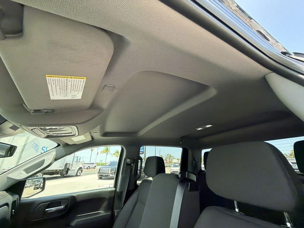 Used 2023 Gray Chevrolet Custom image 25