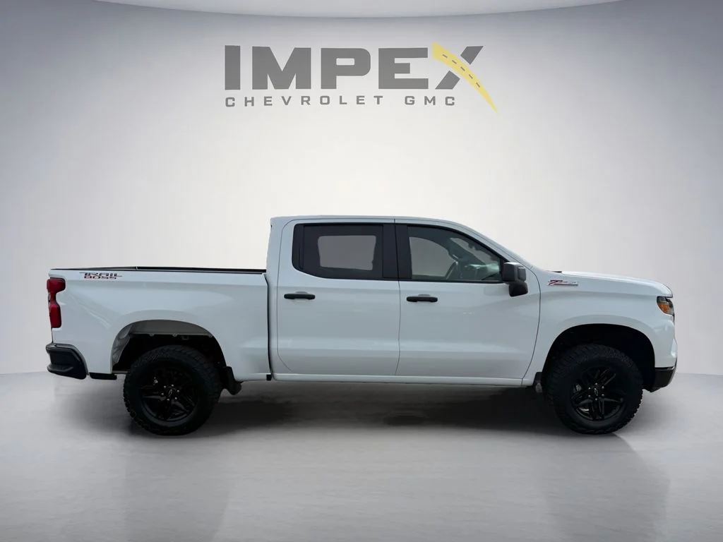 New 2026 White Chevrolet Custom Trail Boss image 6