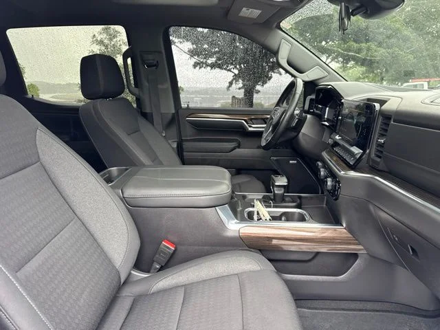 Used 2024 White Chevrolet LT Trail Boss image 10