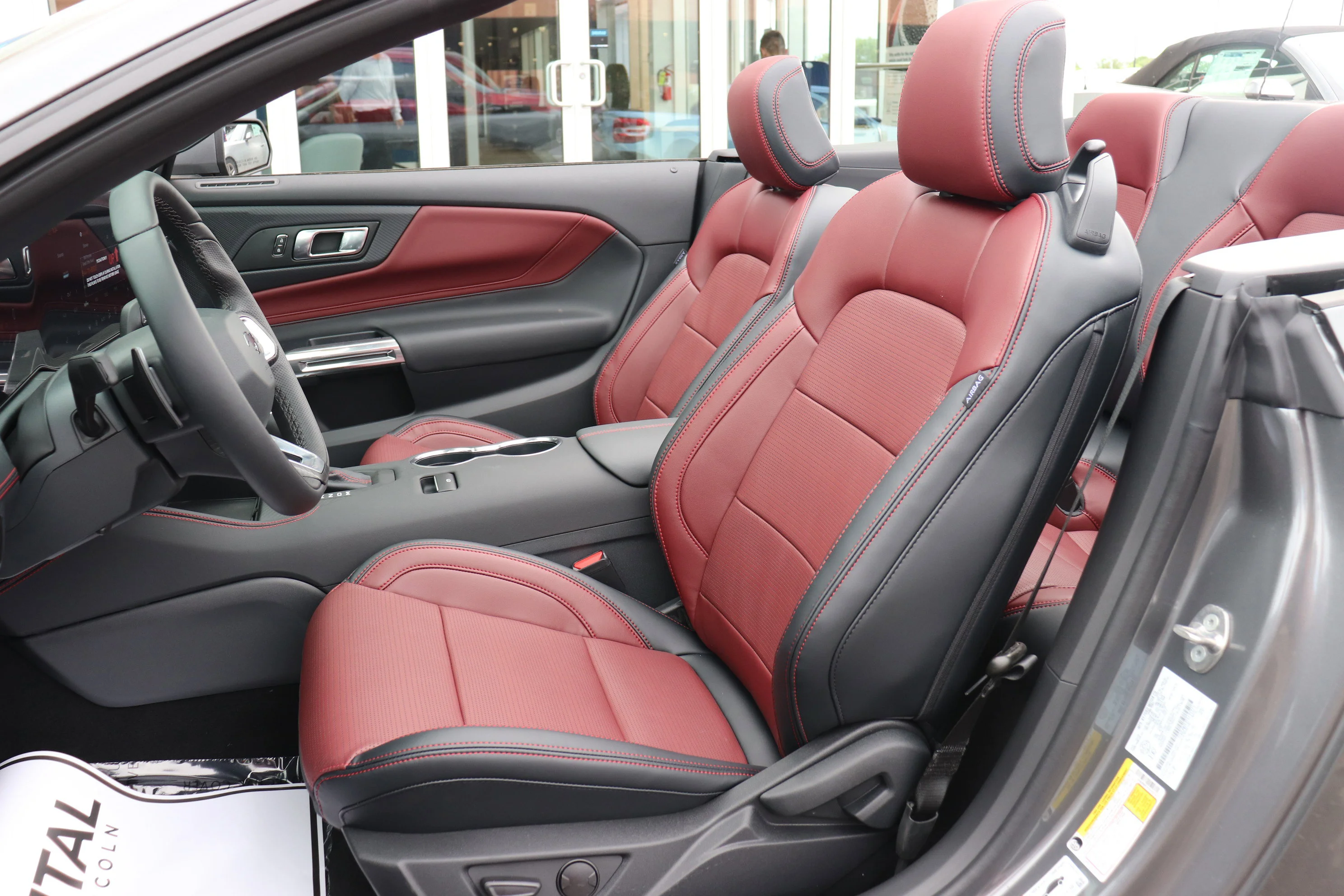 New 2026 CARBONIZED GREY METALLIC Ford GT Premium image 8