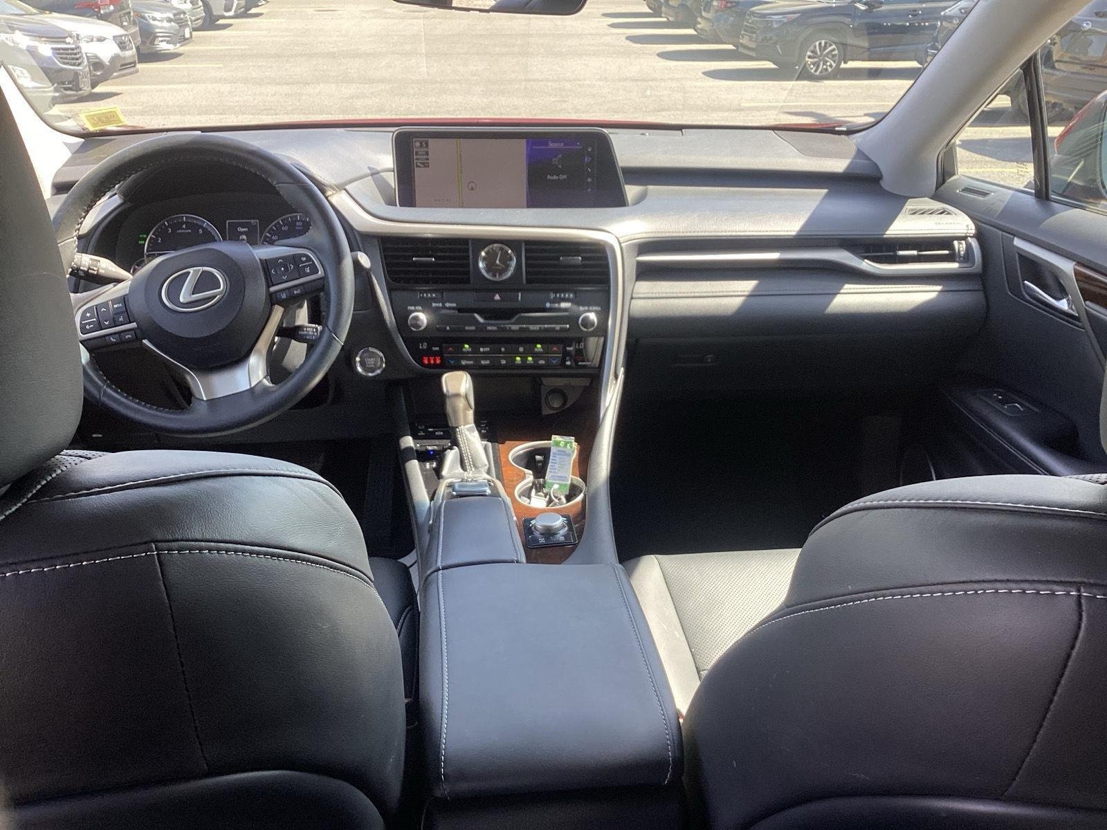 Used 2018 Matador Red Mica Lexus Base image 14