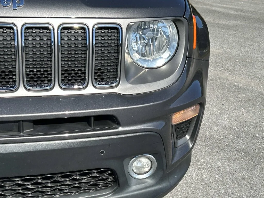 Used 2020 Gray Jeep Limited image 35