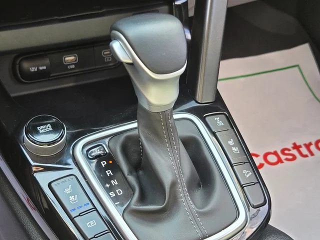 Used 2024 White Kia SX image 30