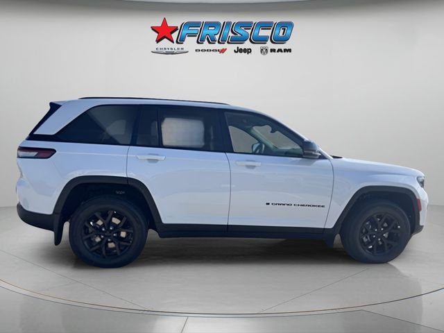 New 2025 Bright White Clear-Coat Exterior Paint Jeep Laredo image 9