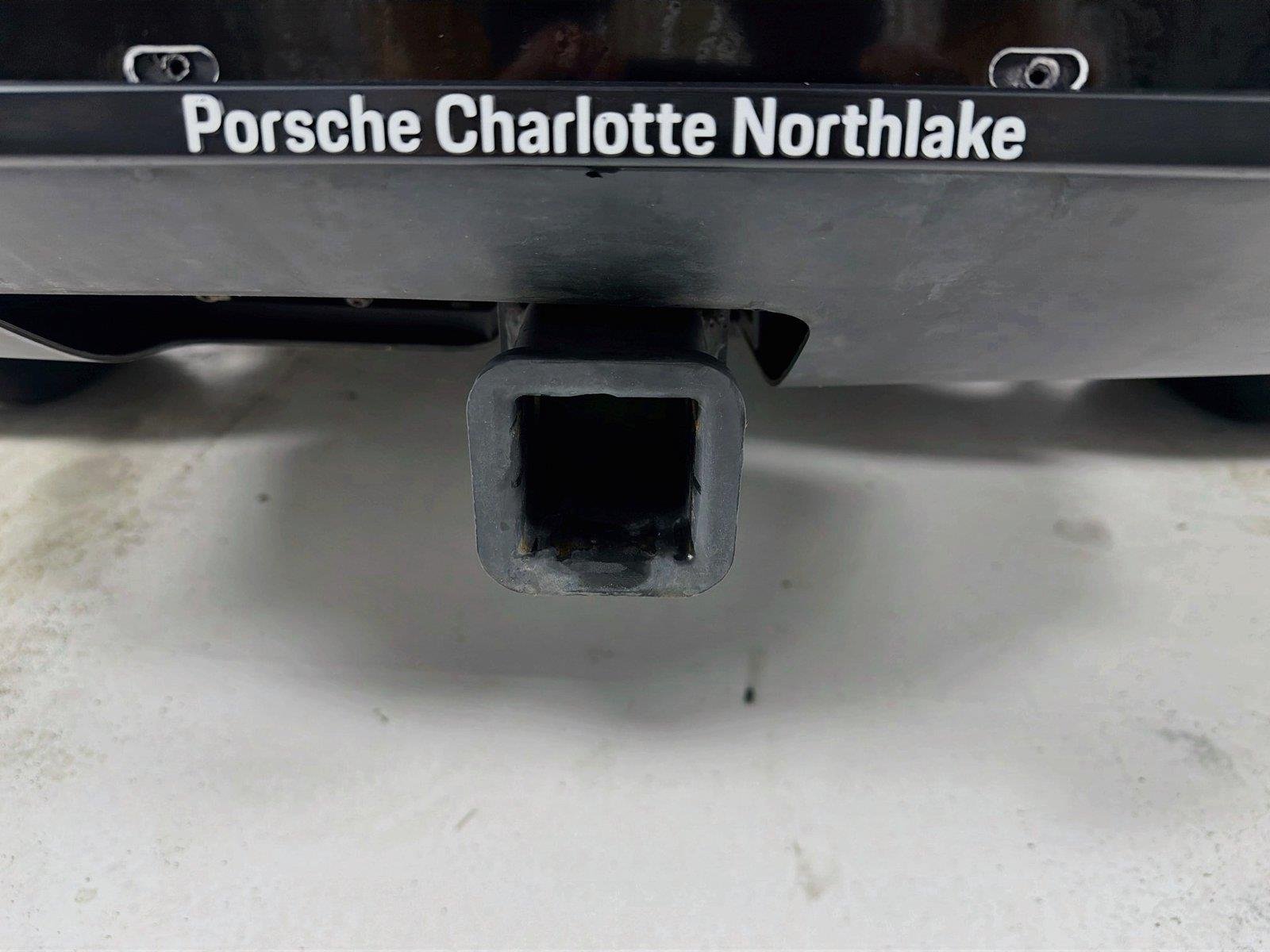 Used 2023 Volcano Grey Metallic Porsche  image 7