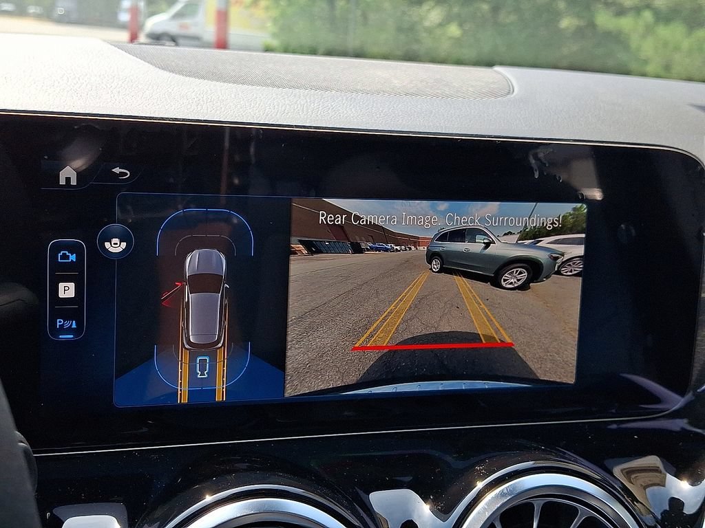 New 2026 Night Black Mercedes-Benz GLA 250 image 32