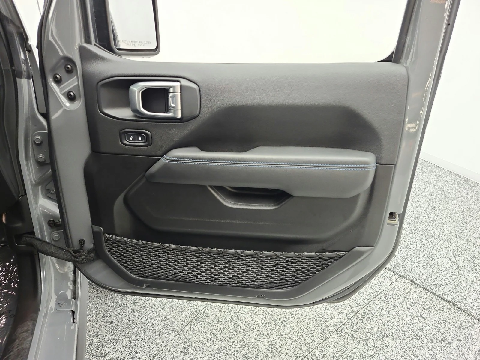 Used 2023 Sting-Gray Clearcoat Jeep Rubicon 4x4 image 19